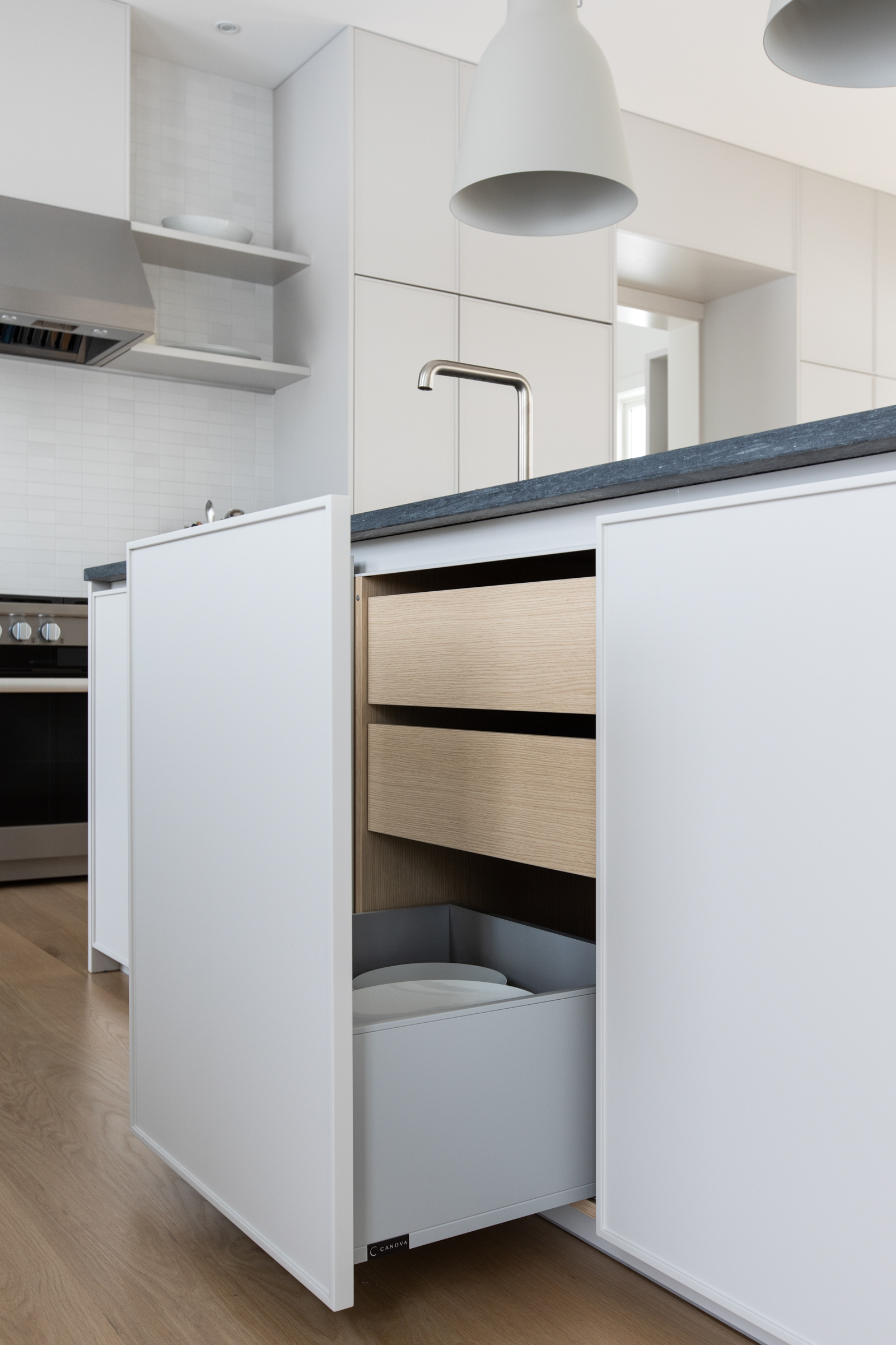 Versilia kitchen — detail 3